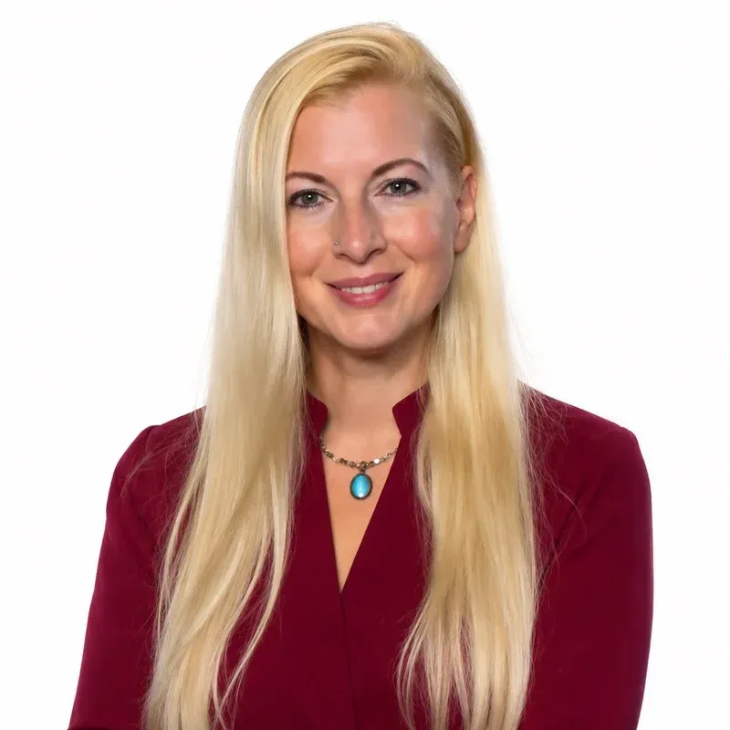 Laura Marek