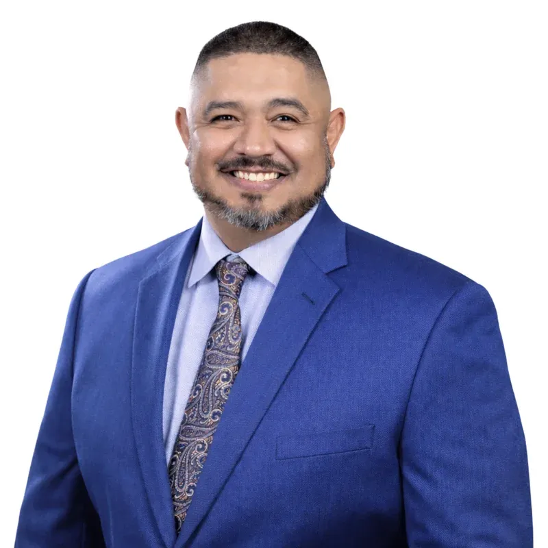 Wally Olivares